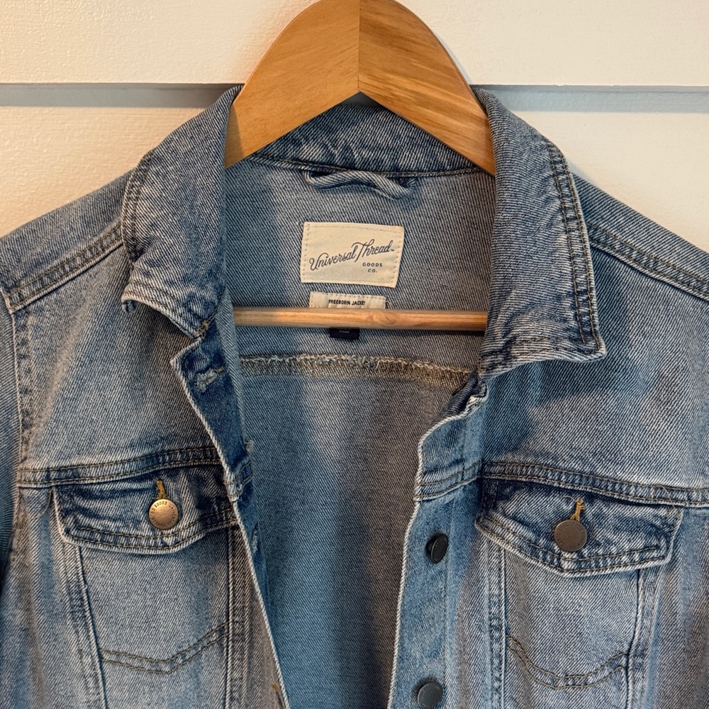 Universal Thread Freeborn Jean Jacket - image 2